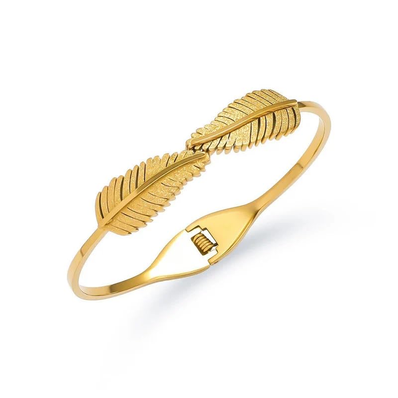 Stainless Steel Bracelet for Women Gold Plated Heart Star Butterfly Zircon Enamel Pearl Bracelet Perfect for Christmas Day Daily Use Gift for Her