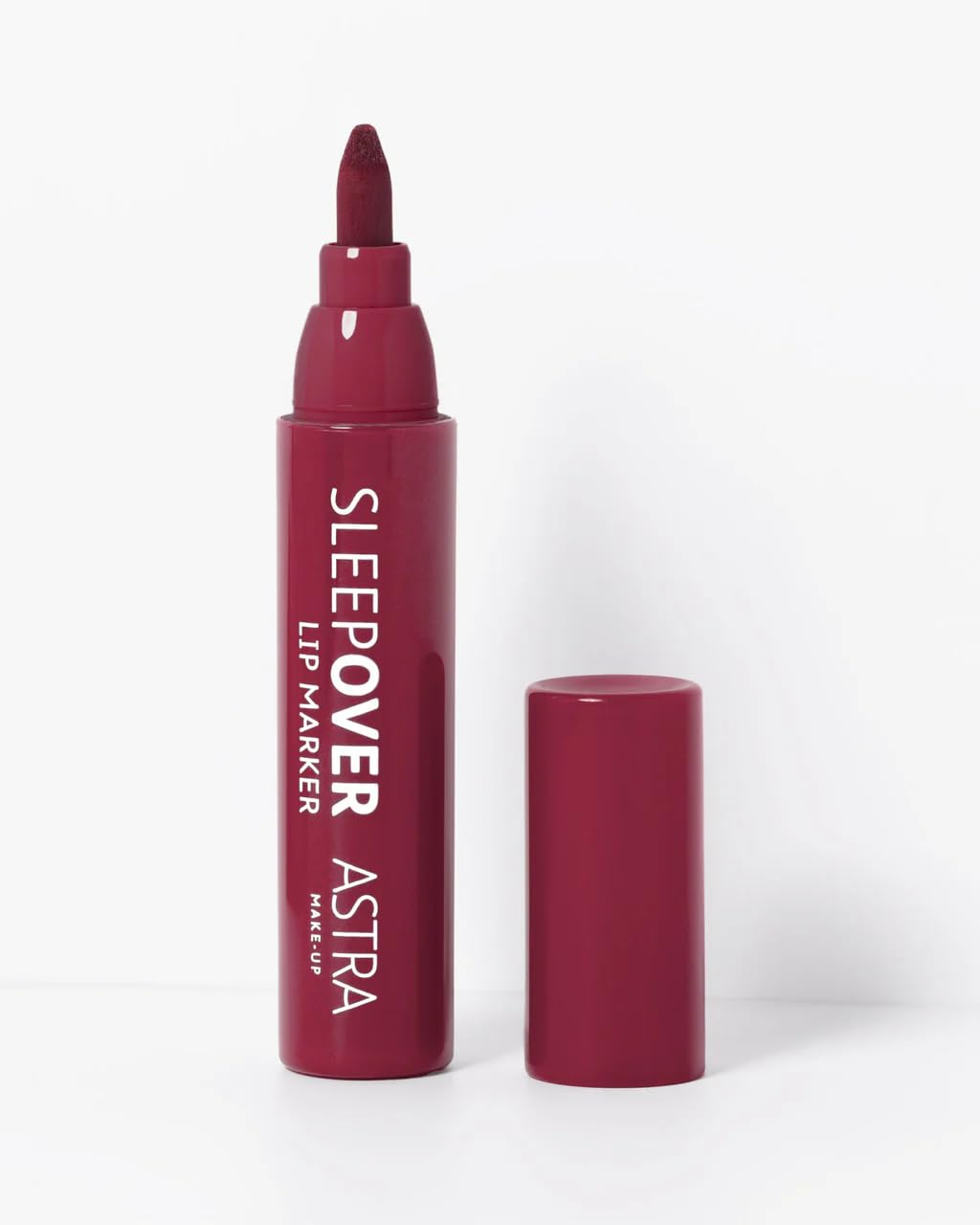 ASTRA SLEEPOVER LIP MARKER 002