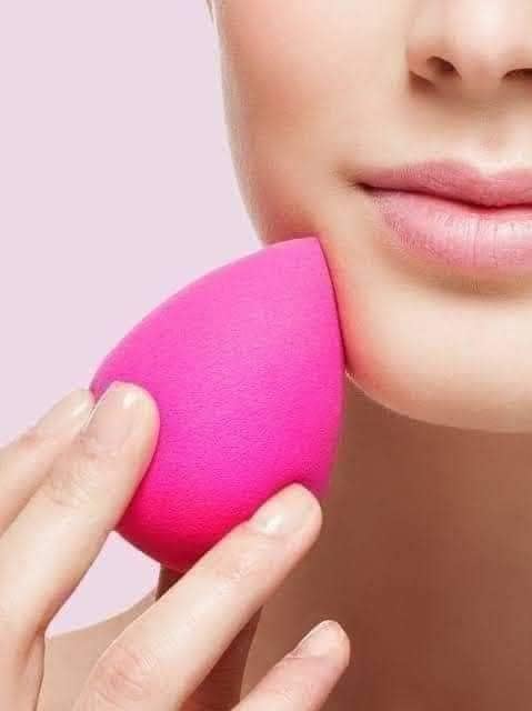 Makeup Sponge Blender Set 6 Pieces Soft Beauty Sponges for Foundation Concealer Contour Blending with Storage Case for Daily Makeup Use at Home