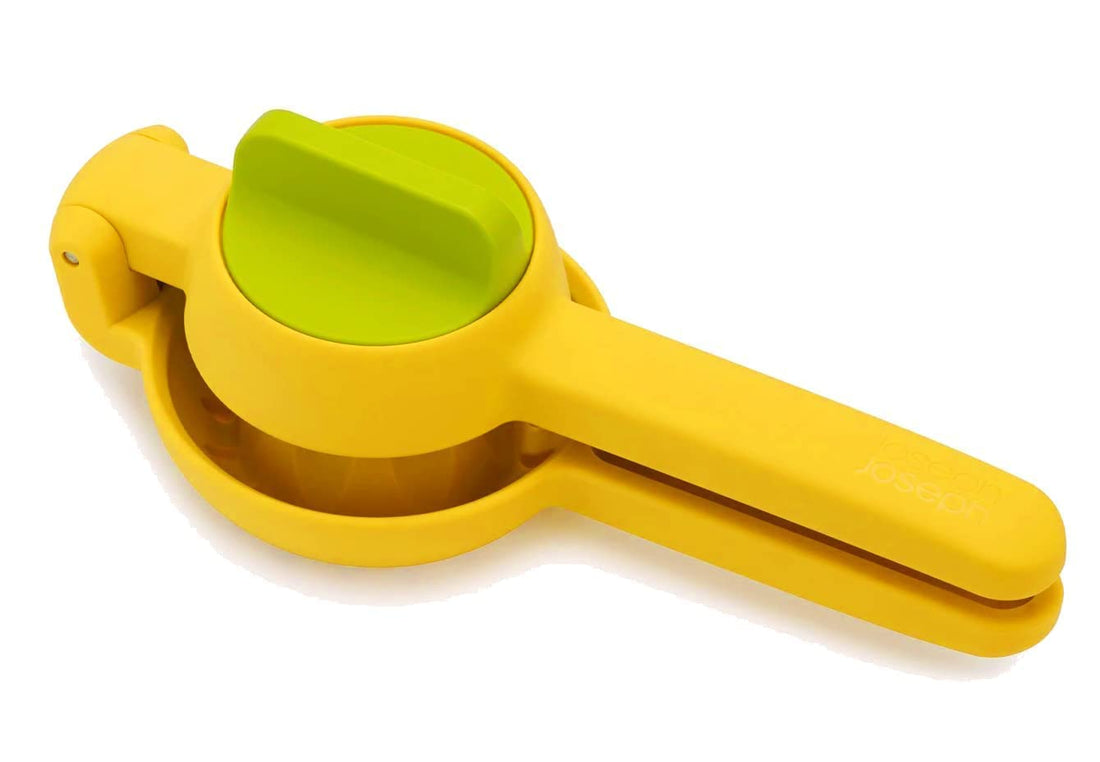 Manual Squeeze and Twist Hand Juicer Machine for Lemon, Orange, Citrus, Fruits, and Vegetables Lime Squeezer (Yellow)