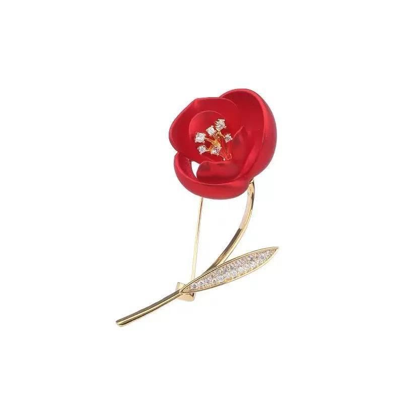 Pin - Minimalist stainless steel swallow brooch for women, featuring a sleek modern design that complements various outfits, ideal for casual or formal occasions,