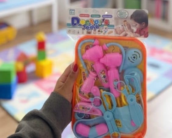 Doctor's Kit for Kids 2