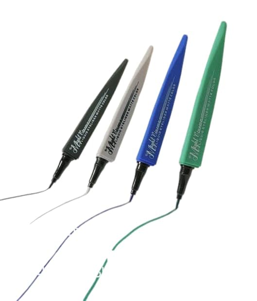 Might Cinema Eyeliner 4 Colors Black/Green/White/Blue