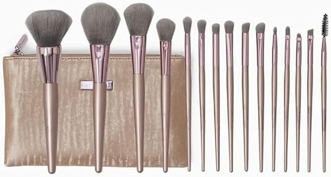 15 Pcs Professional Makeup Brush Set with Premium Quality Ultra Soft Bristles – Foundation Powder Concealer Blush Eyeshadow Brushes – Complete Cosmetic Kit with Luxury Storage Case for Women and Girls