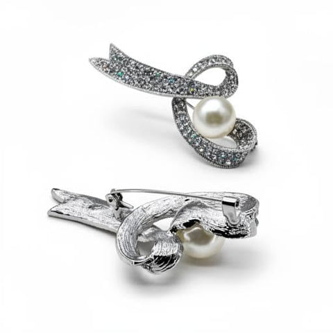 Luxury Chic - Six‑petal flower brooch with a pearl core and dazzling rhinestones, brushed gold alloy finish; a women statement piece perfect for cocktail parties, gala dinners,