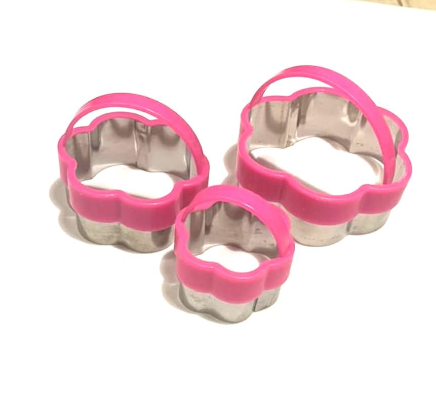 Downtown 3-Piece Flower Shaped Cookie Cutter Set, Stainless Steel with Pink Safety Handles for Baking, Reusable Dough Molds for Biscuits, Pastry and Decorative Food Shaping Tasks