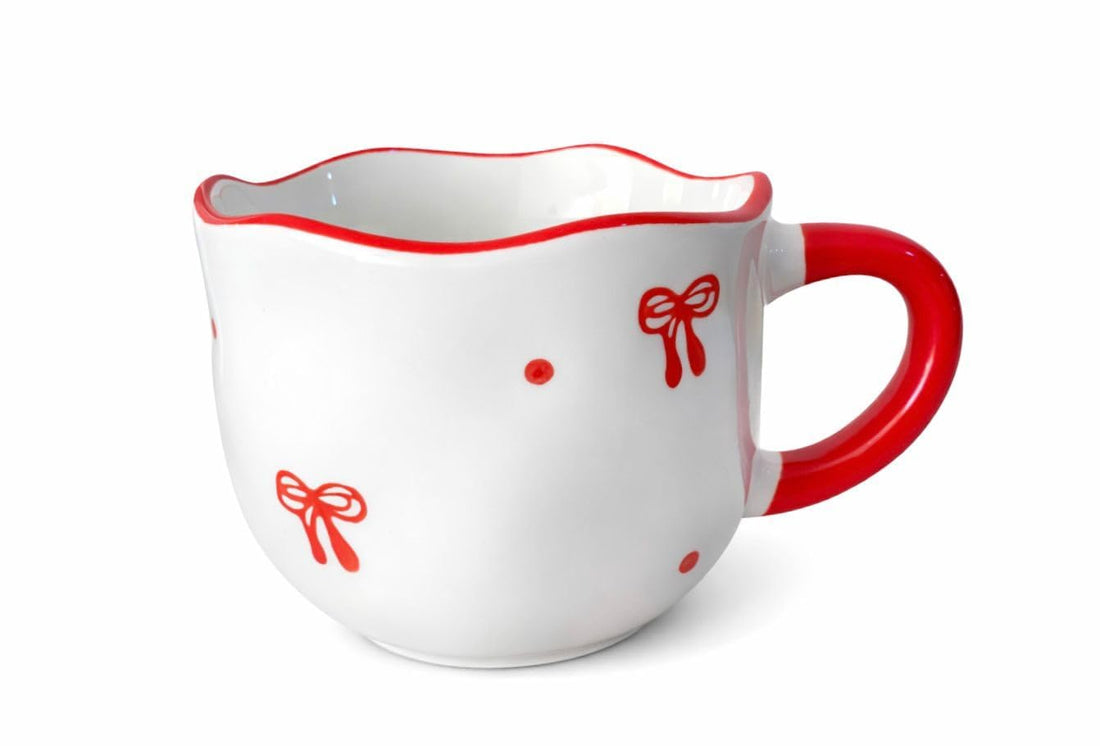 Ceramic Coffee Mug with Wavy Rim Design – Cute Glossy Handmade Style Cup for Coffee, Tea & Hot Drinks – Aesthetic Mug for Home & Office Use (One Size, Cherry Red)
