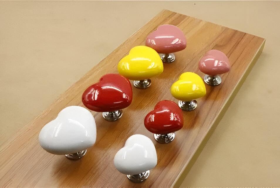 Stylish Toilet Flush Aid - Enhance your bathroom with the heart-shaped replacement flush button! perfect for elegant queens, this accessory provides a nice touch while elevating your space. (8 Pack)