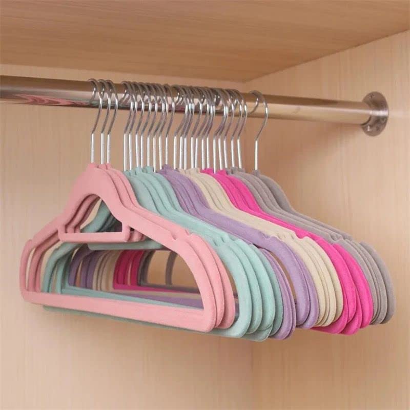 Plush Clothes Hangers Elastic and Strong Shatterproof Non-Slip Luxury Flowy Pants Skirt Hanger Closet Storage Hook, 5 Pieces - Multicolored