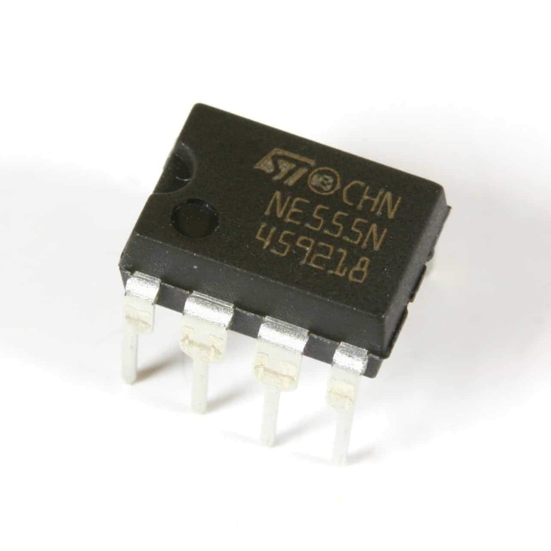 Other NE555N 555 Timers in 8-DIP Black