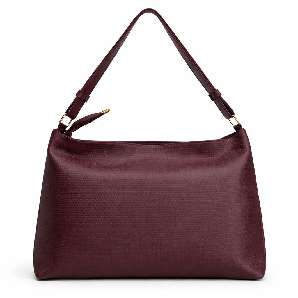 Elegant and practical women’s shoulder bag – a modern handbag for everyday use. Size - A90