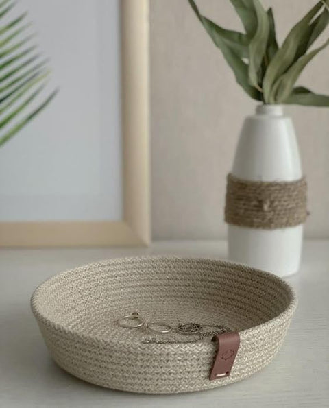 MacrameStore-Jute Accessories Organizer – 20 cm- منظم إكسسوارات جوت