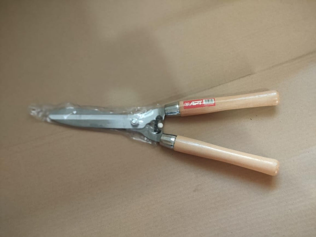Tree Pruning Shears with Wooden Handles, Steel Blades, Garden Care Manual Scissors