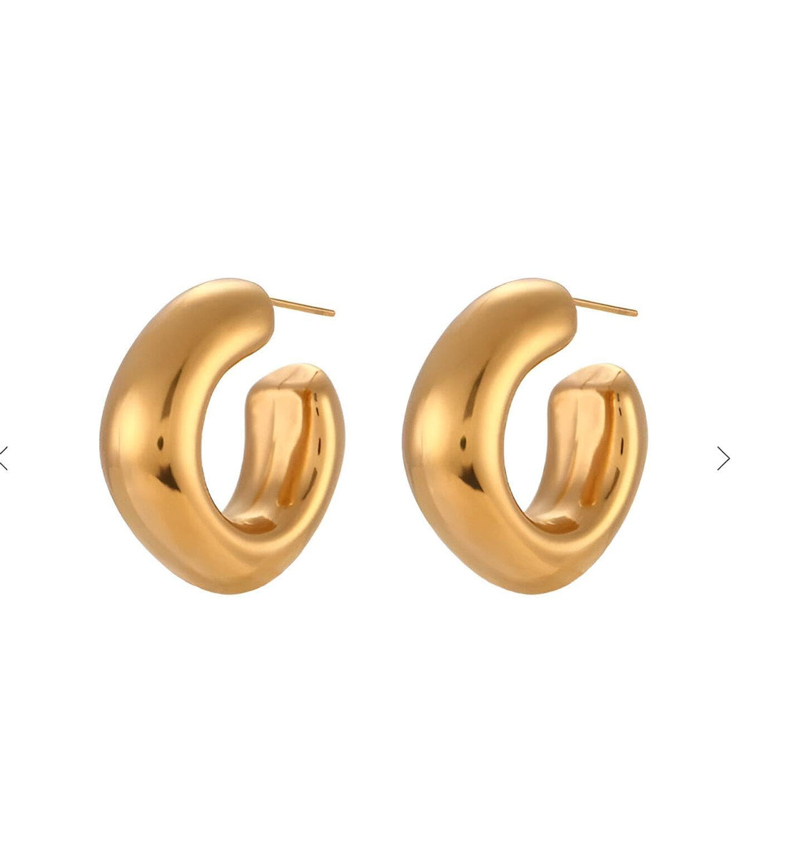 Sterling Silver Studs - Elegant and Pure Silver Earring Set for Daily Wear or Special Occasions, Crafted with High-Quality Material and Fashionable Design