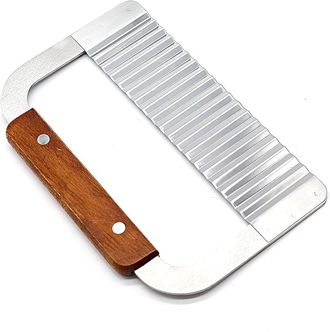 Potato Crinkle Cutter, Stainless Steel Wavy Cutter Knife with Wooden Handle, Kitchen Tool for Cutting Vegetables, Fruits, Carrots, 18.3x11.7cm Volora