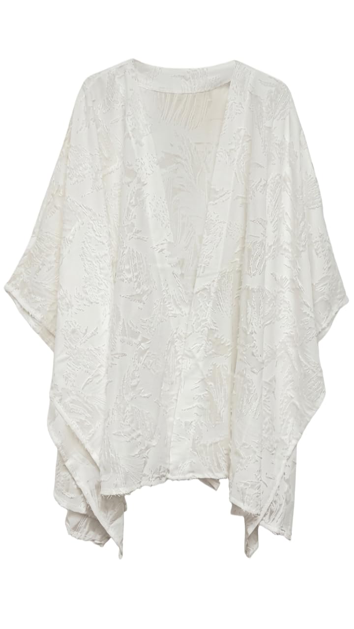 Clue Floral Beach Kimono