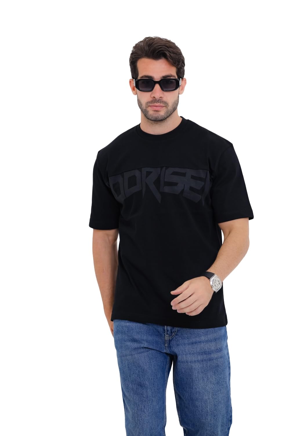 T-Shirt with Bold "DORISE" Graphic Print
