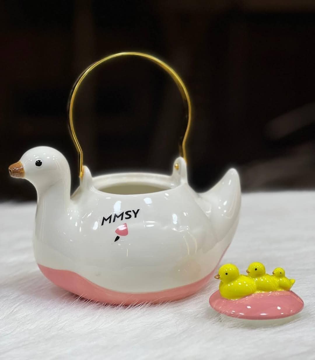 2L Jumbo Duck Teapot Porcelain Teapot for Hot Drinks, Cute Tea Pot, Suitable for Daily Use and Gifts for Kitchen