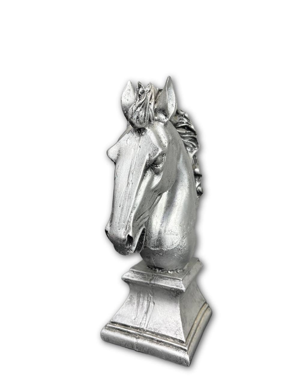Horse Statue - Elegant resin horse head sculpture decor for home coffee table, office desk, bookshelf, living room, barn aesthetic art figurine decorative piece. (Option 2)
