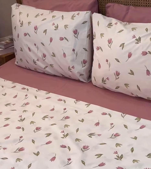 Amreya Cotton Bed Sheet Set Printed with Rose Flowers Large Size 240x260cm 4 Pieces with Pillow 170cm and 2 Pillow Cases 50x70cm