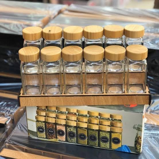Spice Set 12 Jars with Stand and label