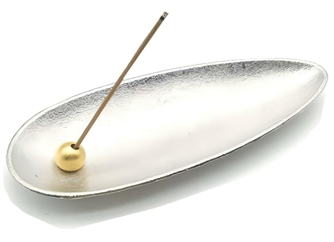 Home Meditation Burner - Beautiful alloy incense censer with Japanese artistry, ideal for calming rituals, aromatherapy, and thoughtful gifting. (Selver)