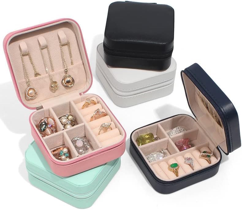Elegant Velvet Travel Jewelry Case Mini Portable Jewelry Box, Compact Storage Organizer for Rings, Earrings, Necklaces & Bracelets, Ideal Gift for Women and Girls (Light Green)