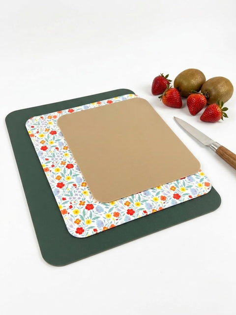 Generic Non-Slip Silicone Cutting Board Set, 3 pieces, durable textured grip design,easy to clean and dishwasher safe, perfect for everyday kitchen use and food preparation.