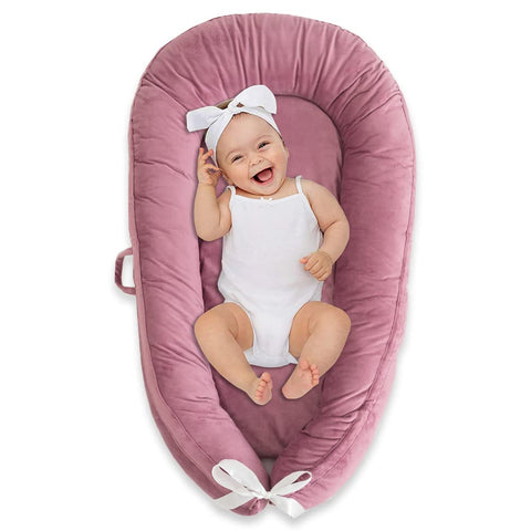 Moro Baby Lounger Baby Nest Soft Skin-Friendly Baby Velvet Co-Sleeping Baby Bed Newborn Lounger Portable Adjustable For Crib Bassinet Ideal Baby Gifts Essential (Pink Bean Paste)