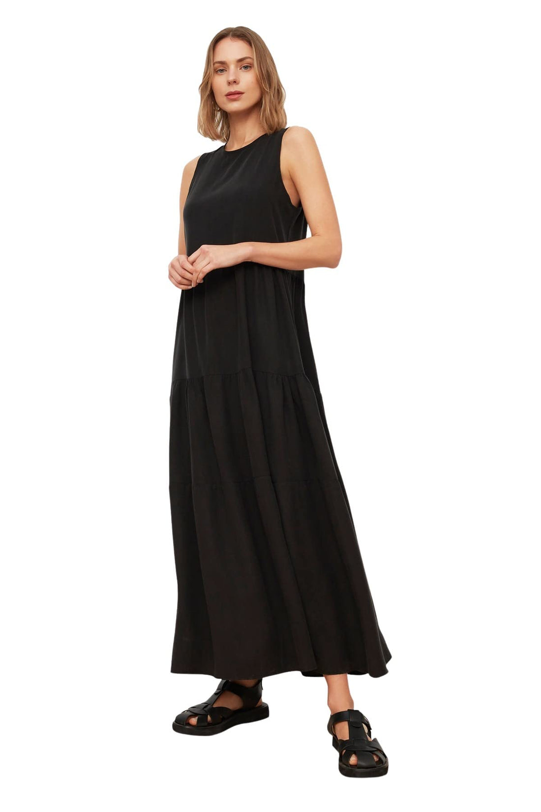Trendyol Women Black Shift/Straight Cut Maxi Sleeveless Woven Dress TWOSS20EL1954 Dress (pack of 1)