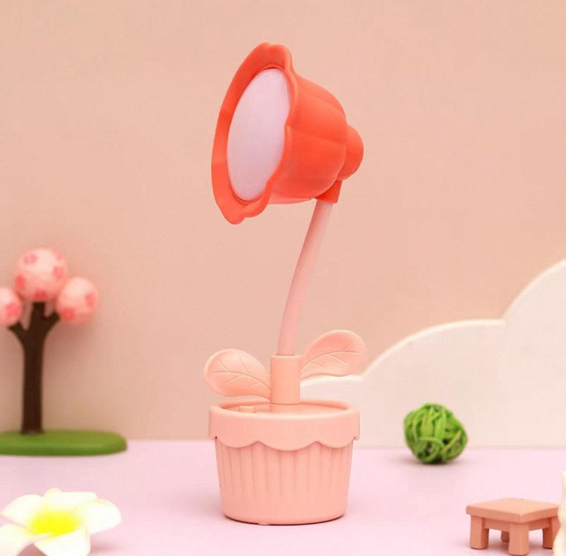 Flower-Shaped LED Desk Lamp, Adjustable Potted Plant Design (Pink)