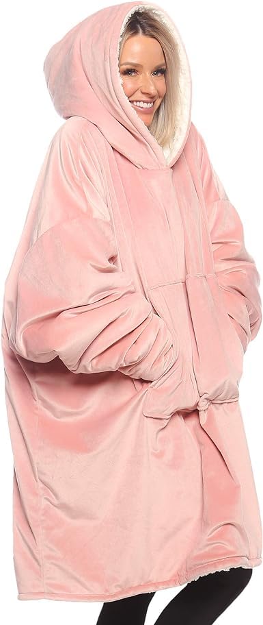 Moro Moro 3 Double Oversized Wearable Blanket with Hood One Size Up to 135k for Men and Women Made of the Finest Fur