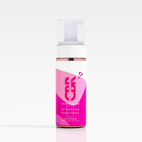 Can’t Be Real Feminine Foam Wash, A delicately balanced daily cleanser with a soft, soap-free foam enriched with Aloe Vera and Green Tea, pH-balanced & hypoallergenic, 150ml