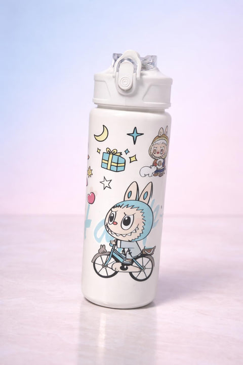 Kids Portable Drink Bottle (school bottle) with Strap Anti-Fall With Straw Used In Outdoor Activities and school, Healthy Outdoor Cute Cartoon Baby PP Plastic BPA Free (Labo 2, Creamy)