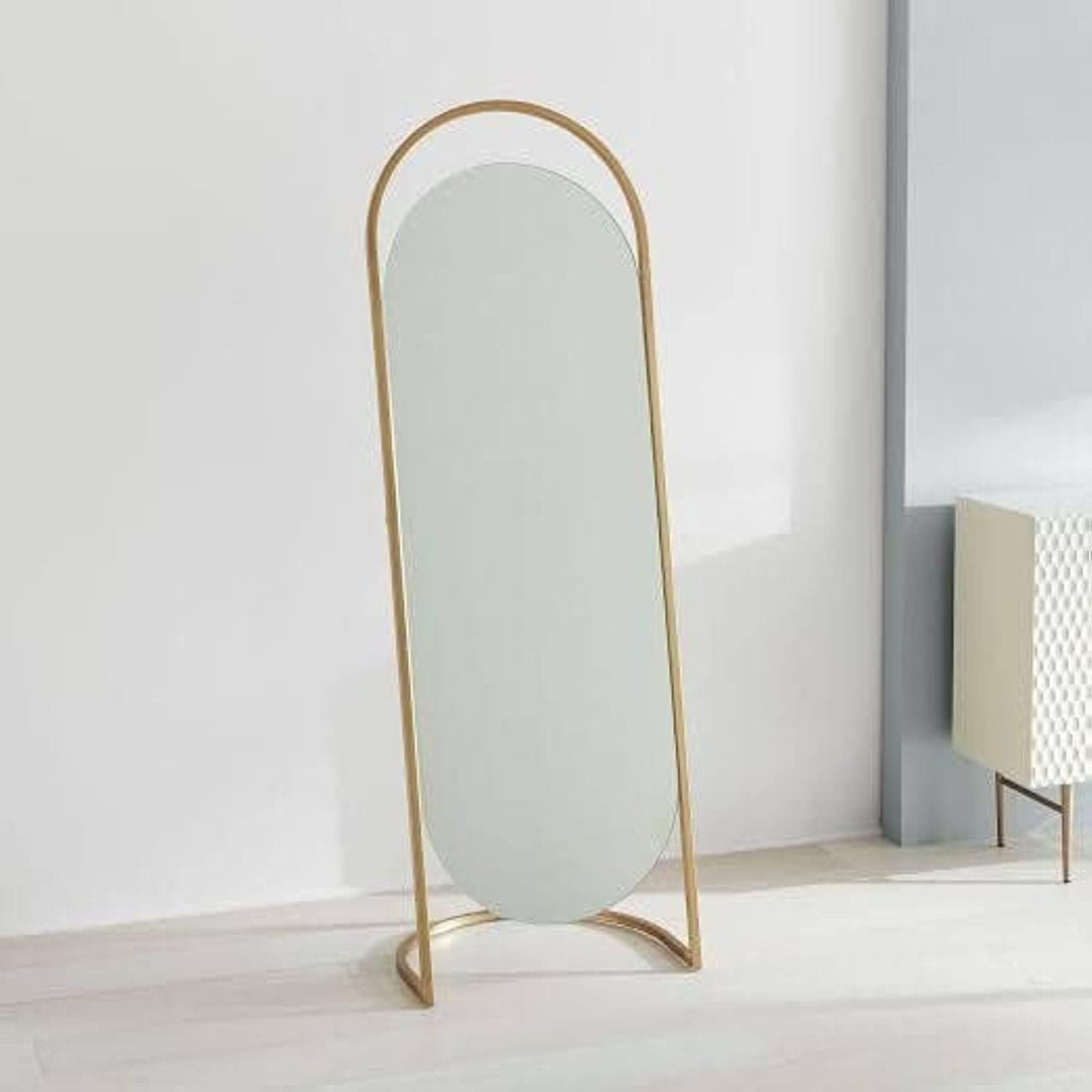 Gold Arched Mirror – 50 x 50 cm, Floor Mount, Modern Decorative Design