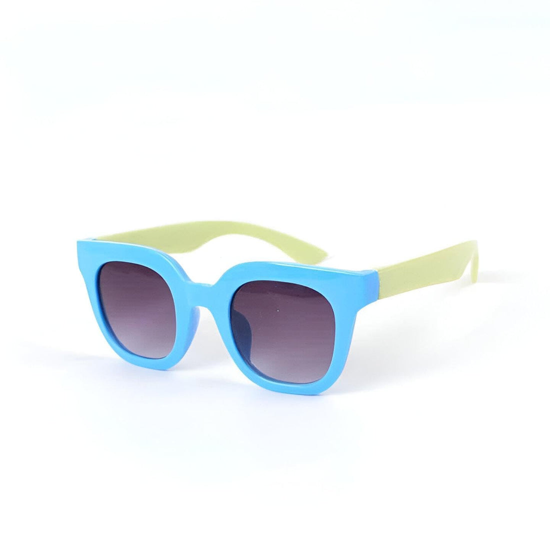Kids Sunglasses - Chic and Stylish Shades for Girls, Ideal for Protecting Young Eyes from Harmful UV Rays While Looking Fabulous.