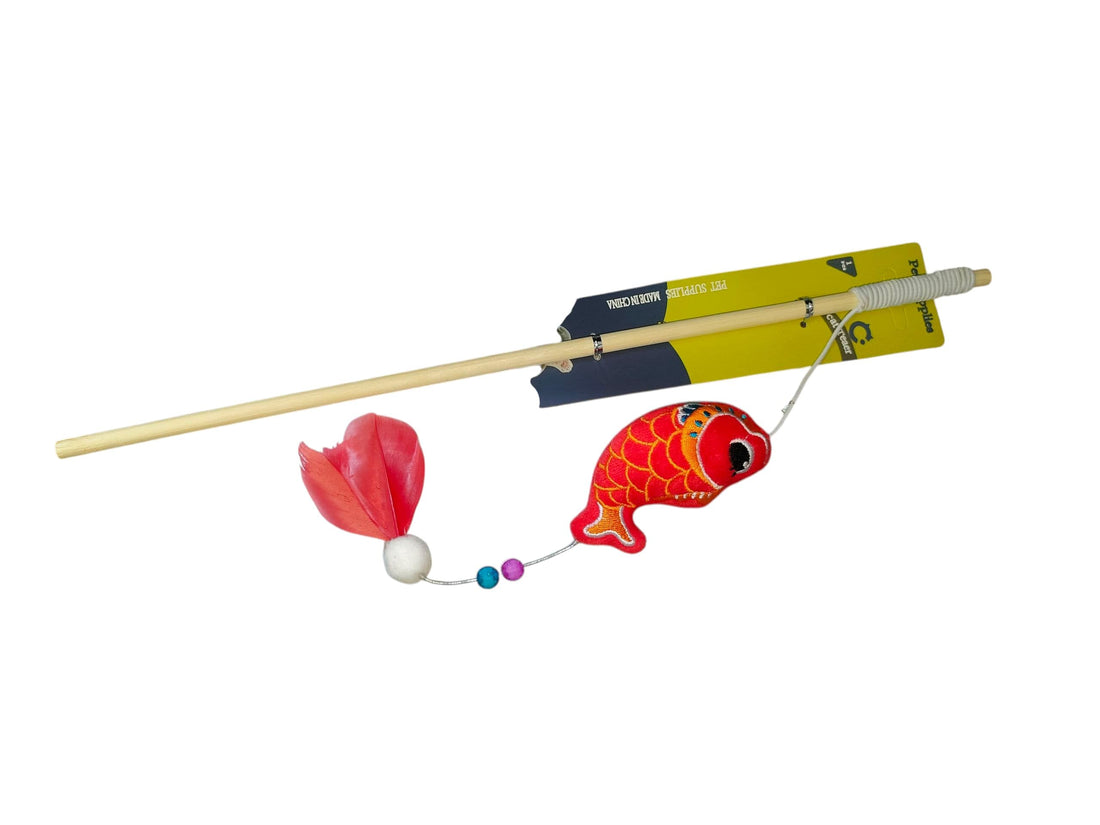 Wooden Cat Pole with Red Fish - Interactive Toy for Stimulating Motion and Hunting - Safe and Fun for Entertainment and Exercise