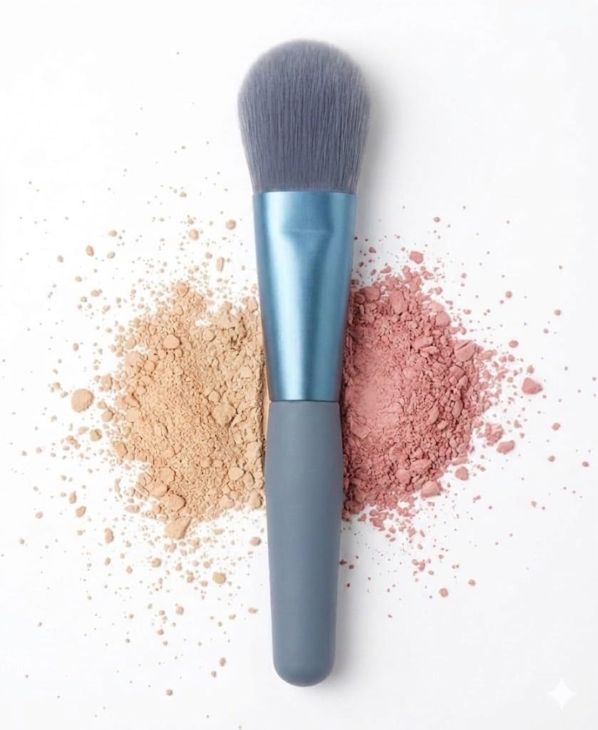 1pc short Foundation Makeup Brush & Blush Brush & Powder, Soft And Multifunctional Fiber For Daily Makeup-light blue color