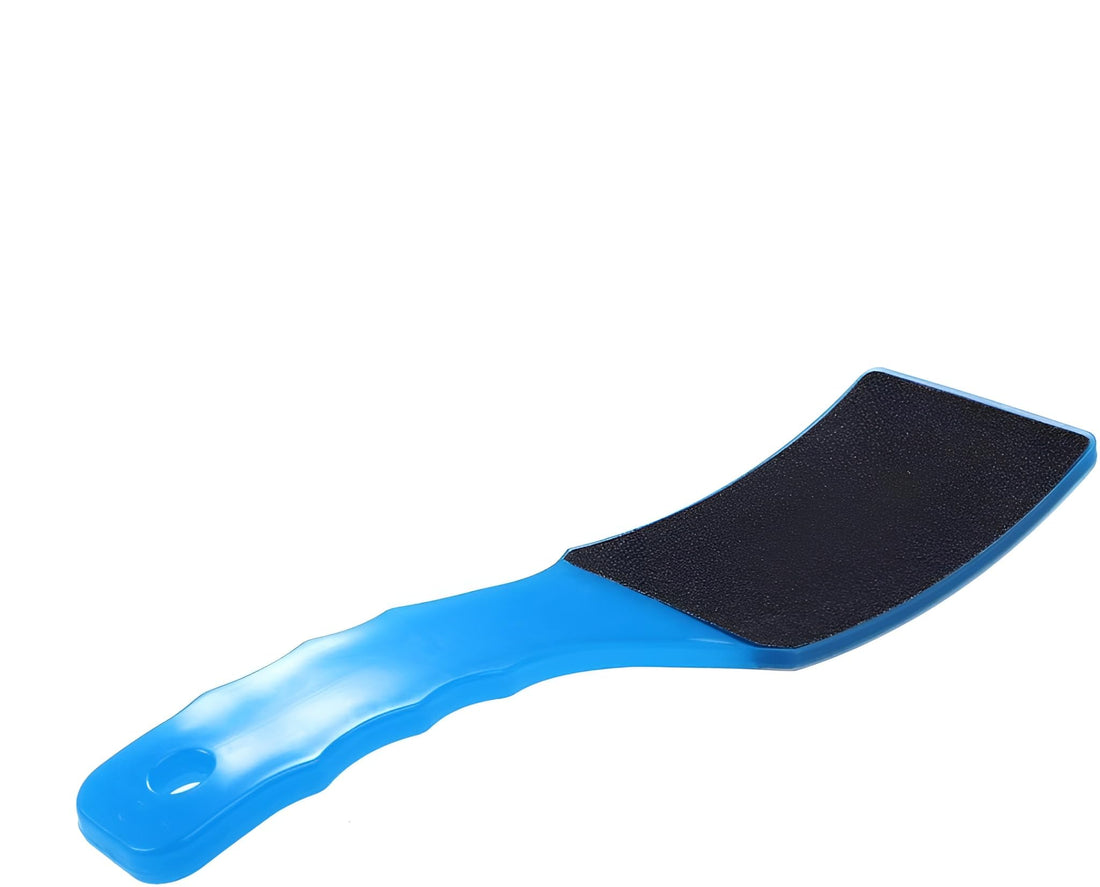 Double-Sided Foot Rasp File and Callus Remover for Hard Skin and Dry Heels, Manual Pedicure Foot Care Tool for Smoothing Rough Feet and Removing Dead Skin at Home or Salon