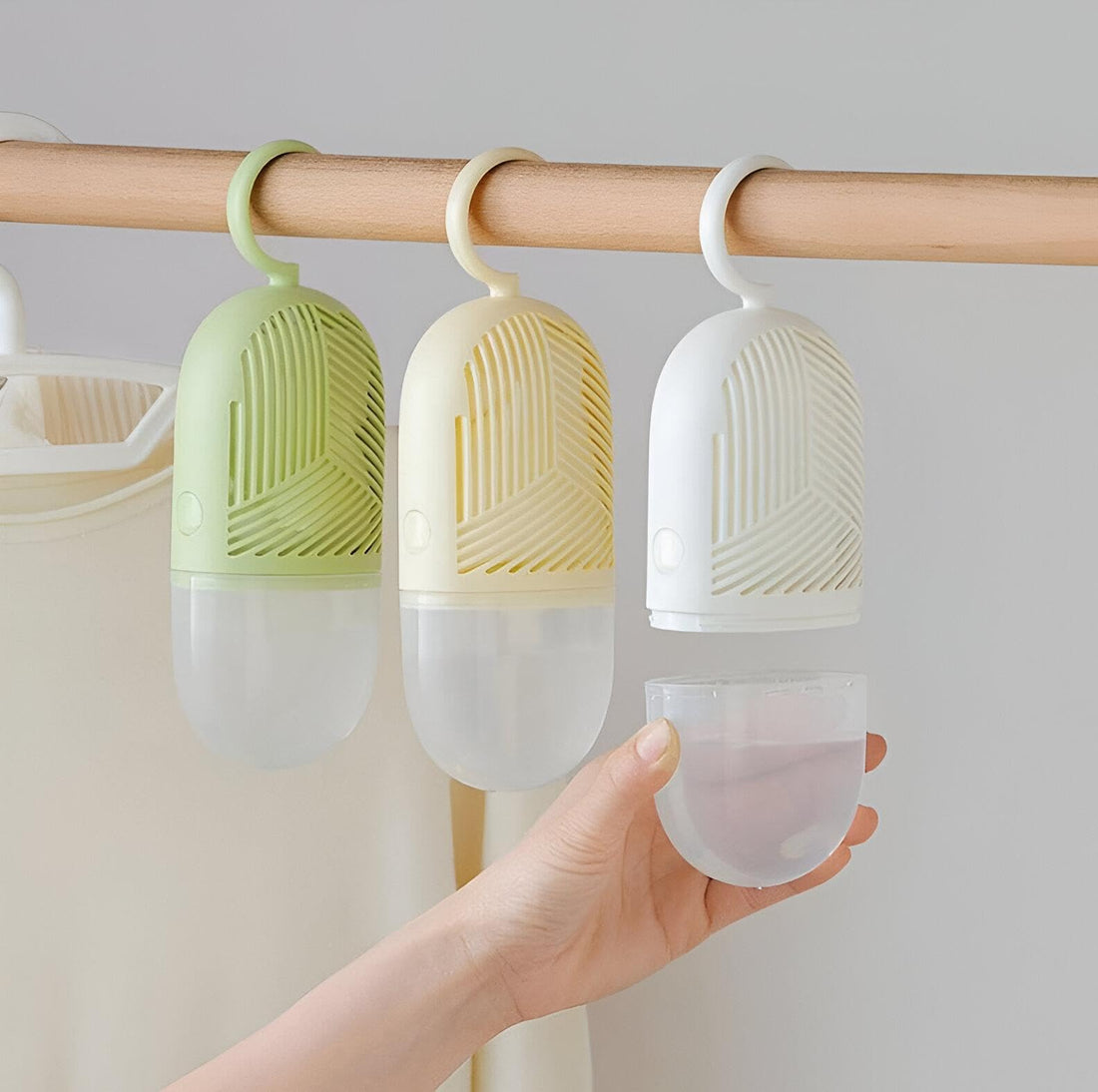 Hanging Moisture Absorber Box - Handle moisture problems in your home using this moisture management tool, which is perfect for cupboards, bathrooms, kitchens and other wet areas! (3 pcs)