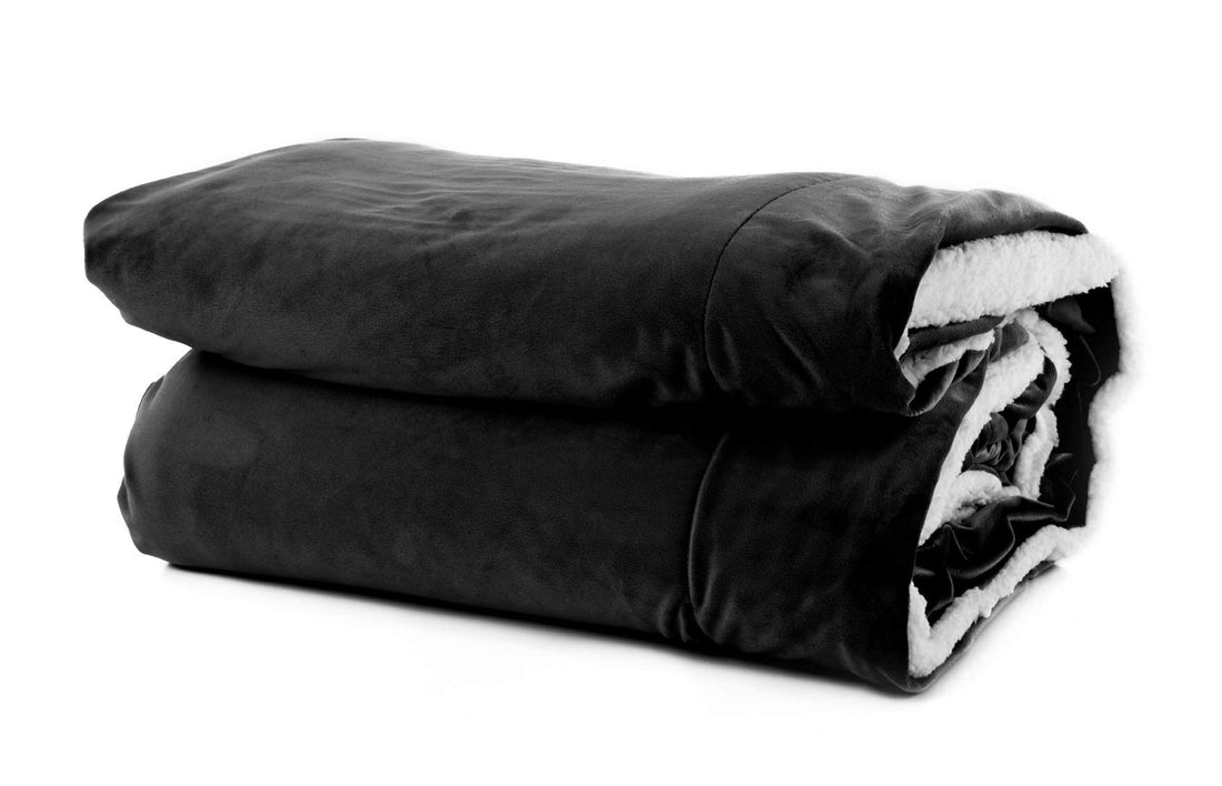 Mintra Home Sherpa Stripe Flannel Throw Blanket for Couch, Soft Polyester Fleece Blanket, Cozy Lightweight Fuzzy Fall Décor Throw Blankets for Bed/Bed Cover/Couch Cover, 86” x 94” (XL, Black)