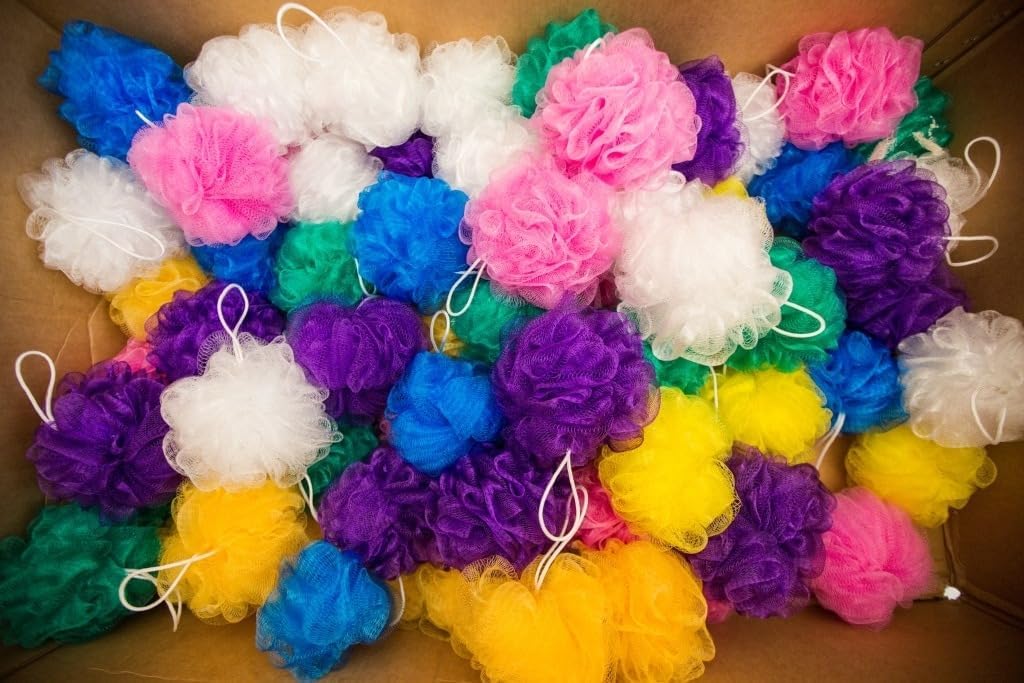 Wilson Loofah Bathing Sponge, Synthetic mesh, Assorted color