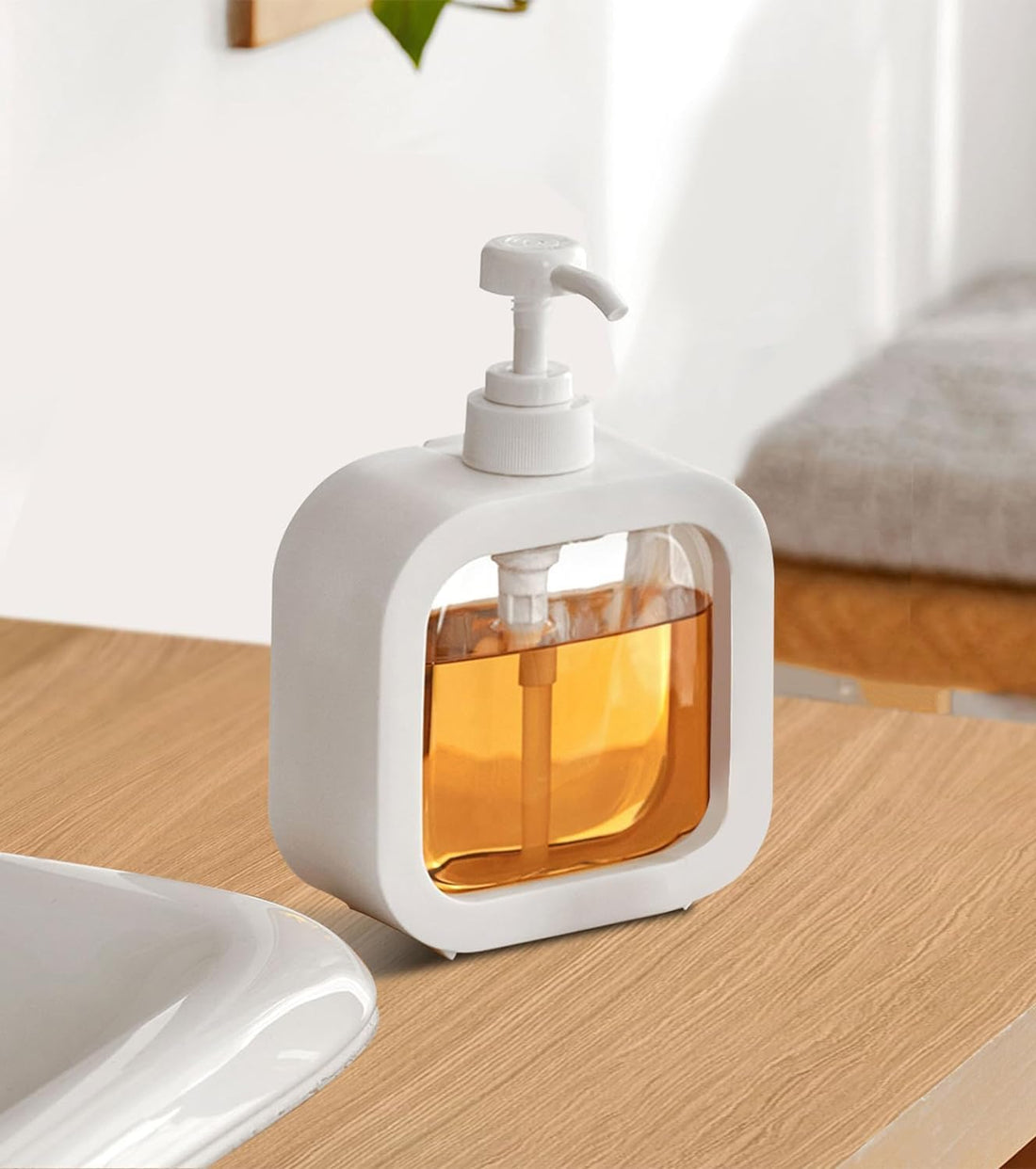 Refillable Liquid Soap Dispenser, Hand Soap Dispenser for Bathroom, Modern Dish Soap Dispenser for Kitchen Sink, Liquid Soap Container with Pump, Clear Plastic Soap Pump Bottles 500ml (1)