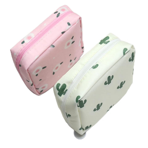Travel-Friendly Sanitary Pad Case – Elegant, Durable, Wet-Proof Design, Keeps Pads Organized, Also Works as Makeup or Mini Bag (Randomly (two packs))