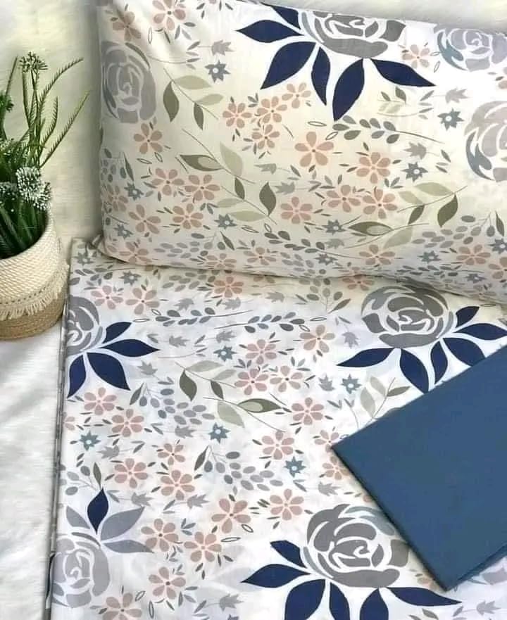 5 Piece Bed Sheet Set, Fitted Sheet, 2 Pillow Cases and 2 Pillow Covers, Floral Pattern, Beige, Grey and Navy Blue