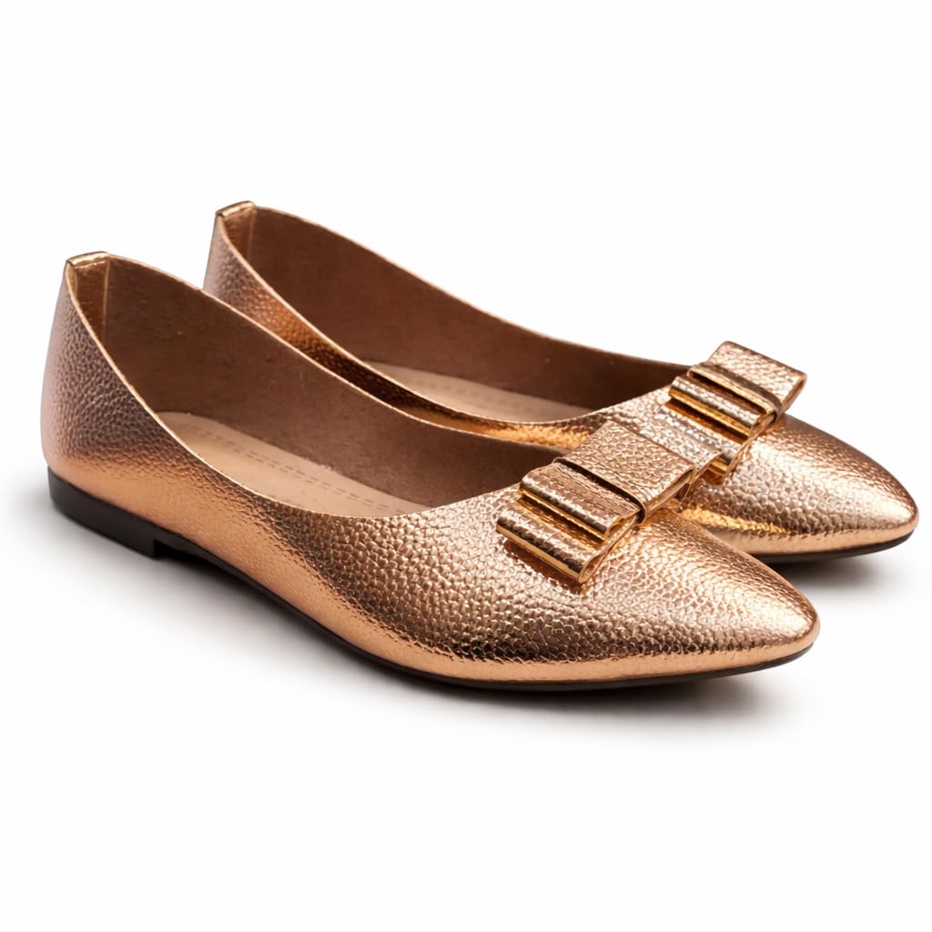 Elegant and comfortable women’s ballerina shoes—classic design with a pointed toe and lightweight sole—suitable for work and everyday errands. Size - T2