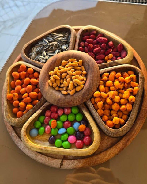 Round Wooden Serving Tray, 6 Sections with Center Bowl, Suitable for Nuts and Snacks