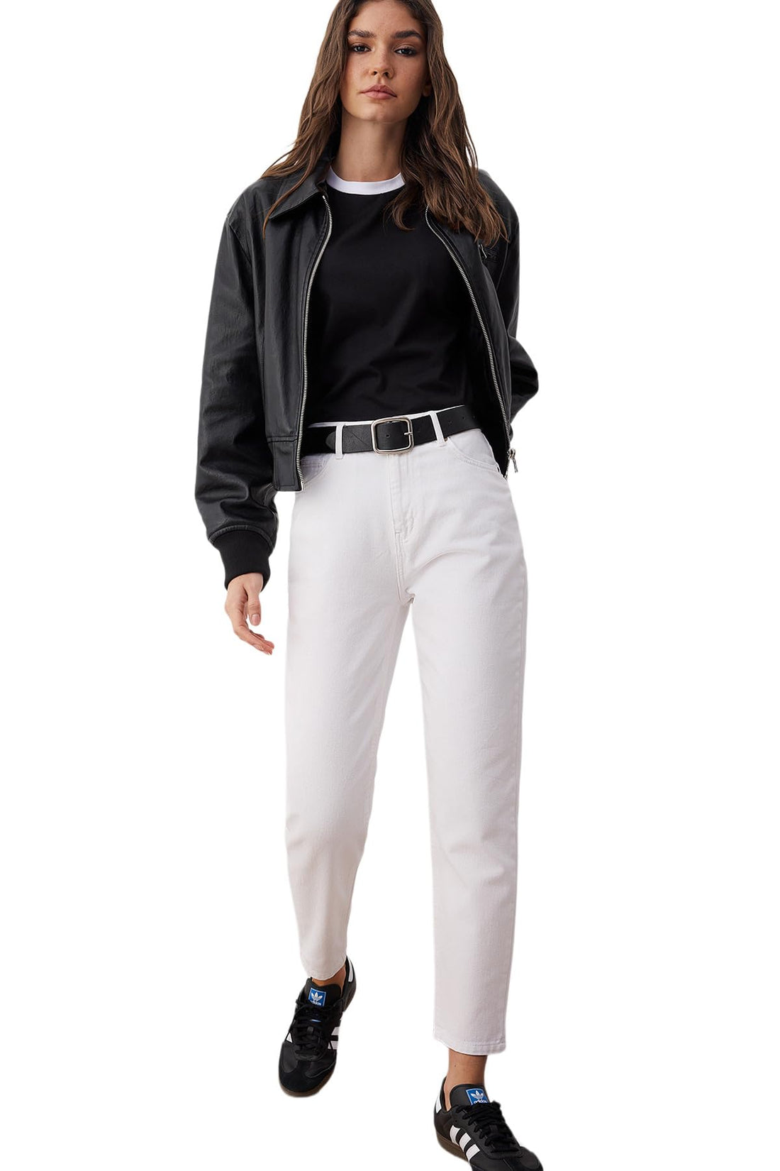 Trendyol Womens Weiß High Waist Mom Jeans Twoaw24je00076 Jeans (pack of 1)