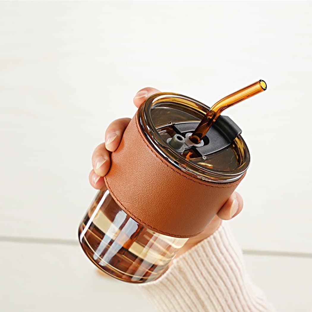 Denfy Leather Grip 435 ml Glass Travel Mug with Straw, Lid, Holster - BPA Free, Microwave Safe, Non Slip - Classic Brown - Mother's Day Gift