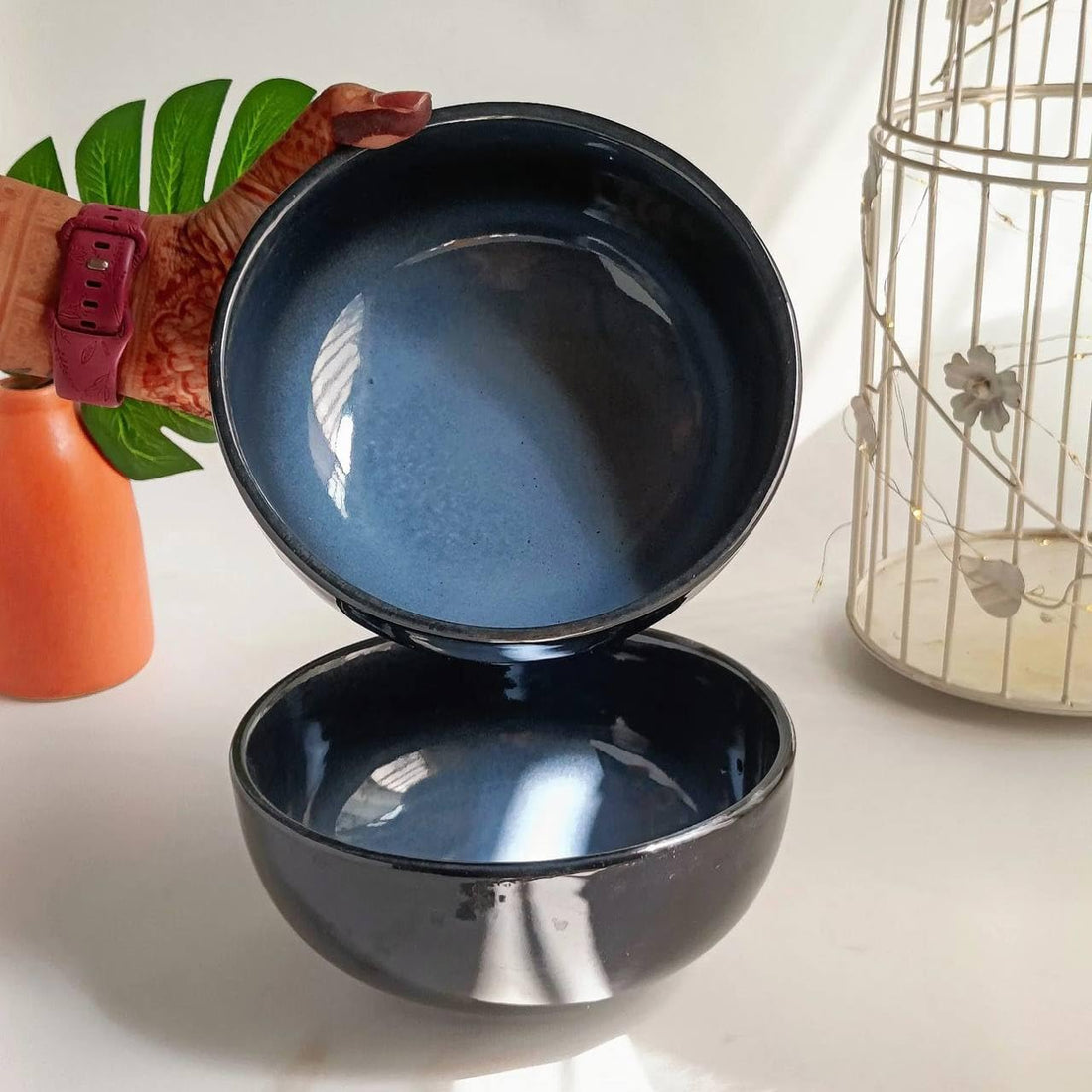 Generic Porcelain Soup and Salad Serving Bowls, Navy Blue Interior, Metallic Exterior, 20 cm, Round, 2 Piece Set .ka